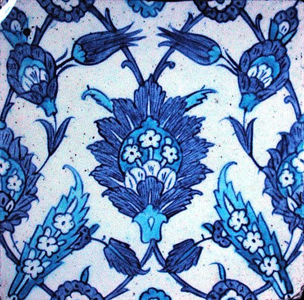 Azulejo Isnik com desenho floral de Turkish School