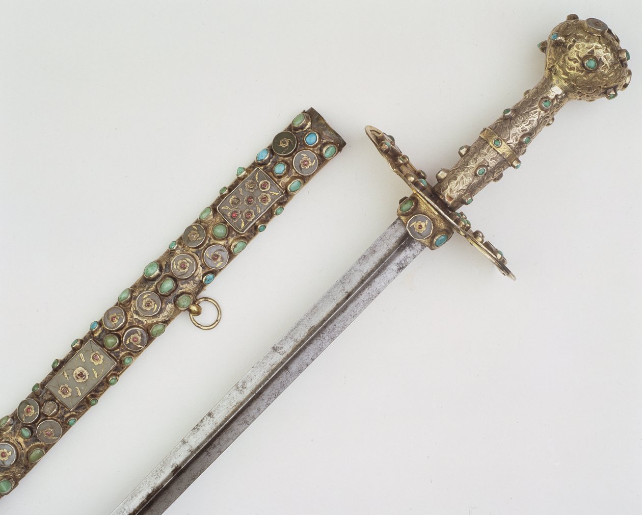 Punho de espada com bainha (prata, aço e pedras preciosas) de Turkish School