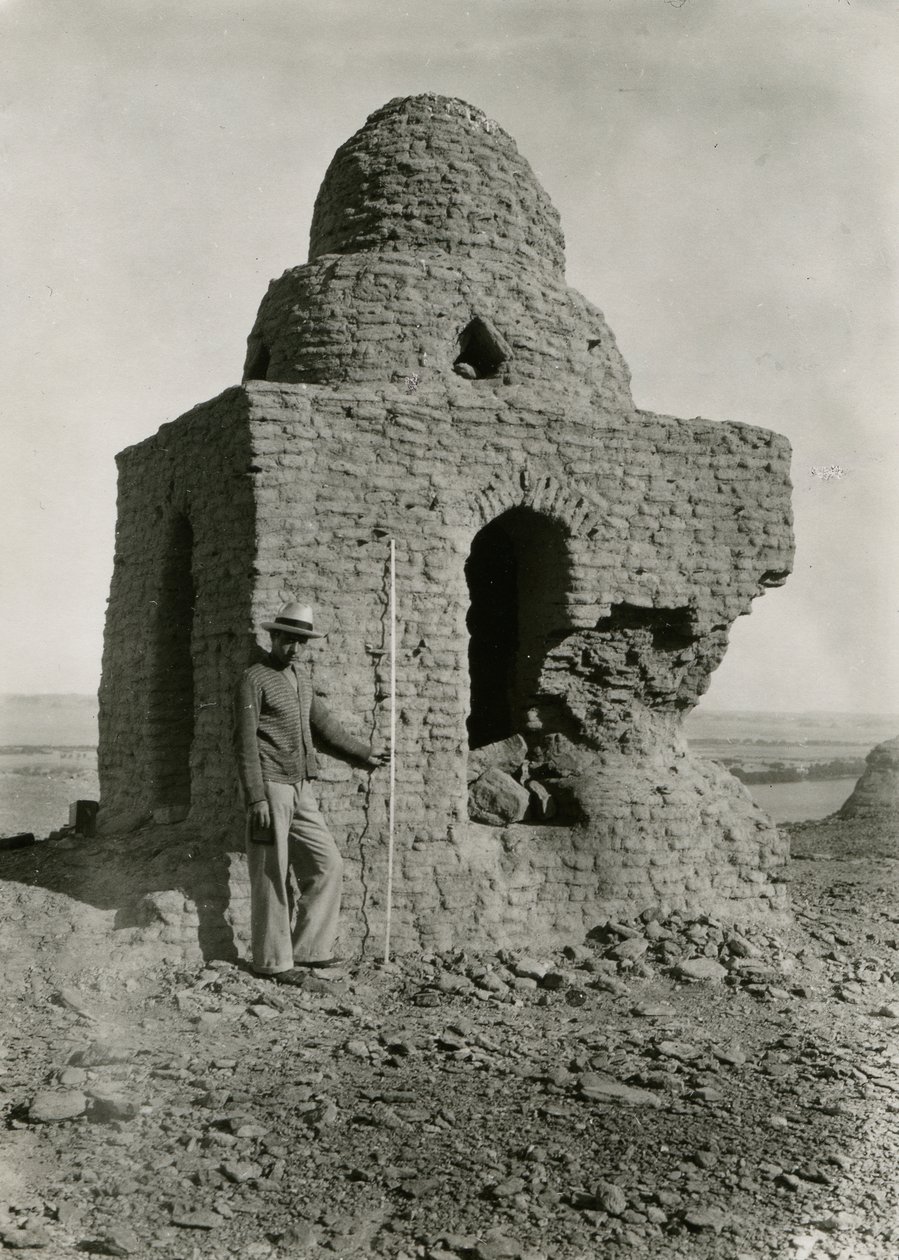 Grande Túmulo, necrópole, Qasr Ibrim, Egito, fotografia de Ugo Monneret de Villard de Ugo Monneret de Villard