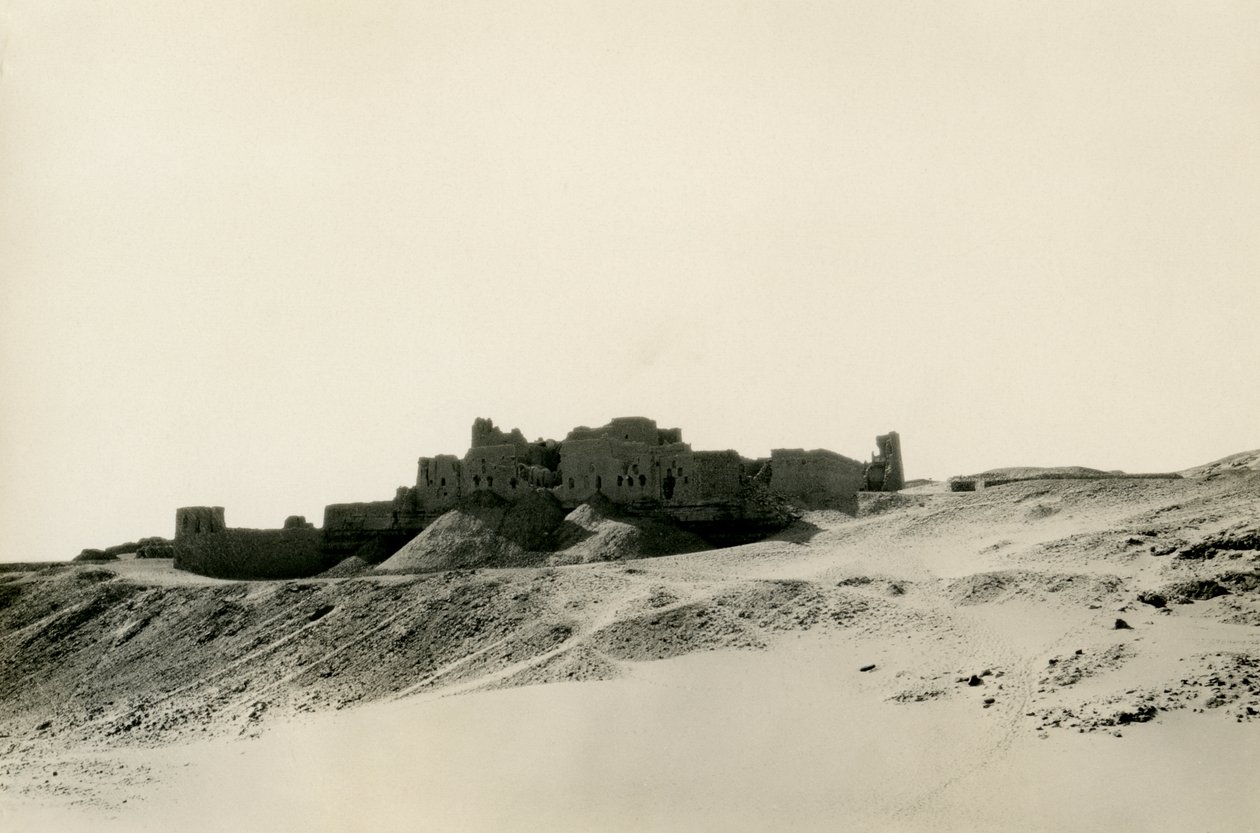 Mosteiro de São Simeão, visto do norte, Assuão, Egito, fotografia de Ugo Monneret de Villard de Ugo Monneret de Villard