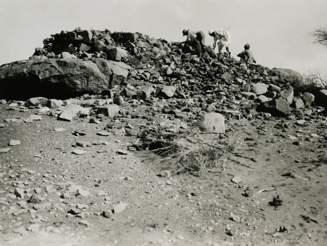 Ruínas na região de Goz Regeb, Sudão, fotografia de Ugo Monneret de Villard, ca. 1925 de Ugo Monneret de Villard