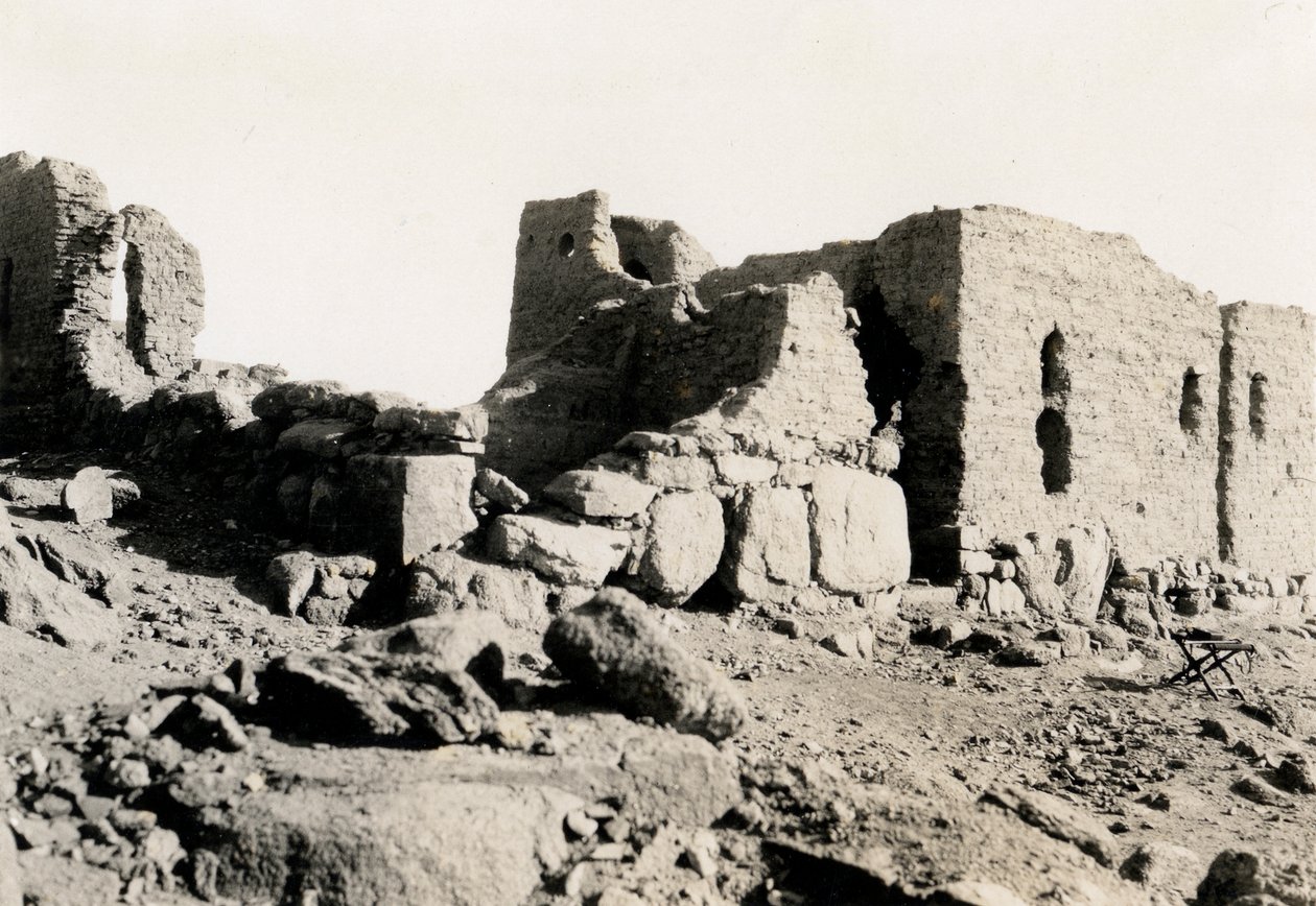 Ruínas na ilha de Bigeh, Egito, fotografia de Ugo Monneret de Villard de Ugo Monneret de Villard