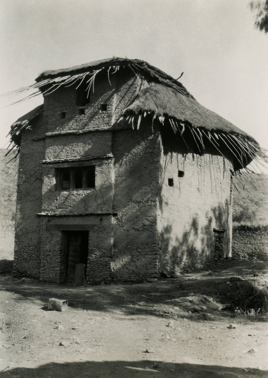 Cabana quadrada com telhado de colmo, Axum, Etiópia, fotografia de Ugo Monneret de Villard de Ugo Monneret de Villard