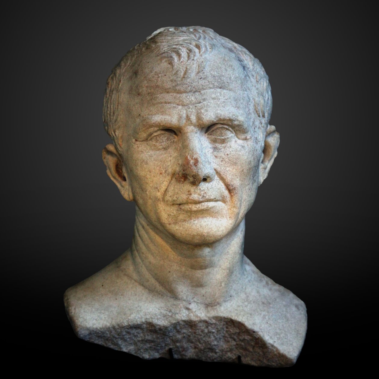 Presumível busto de César (RHO.2007.05.1939) fotografado em Genebra durante a exposição temporária César et le Rhône de Unbekannt Unbekannt