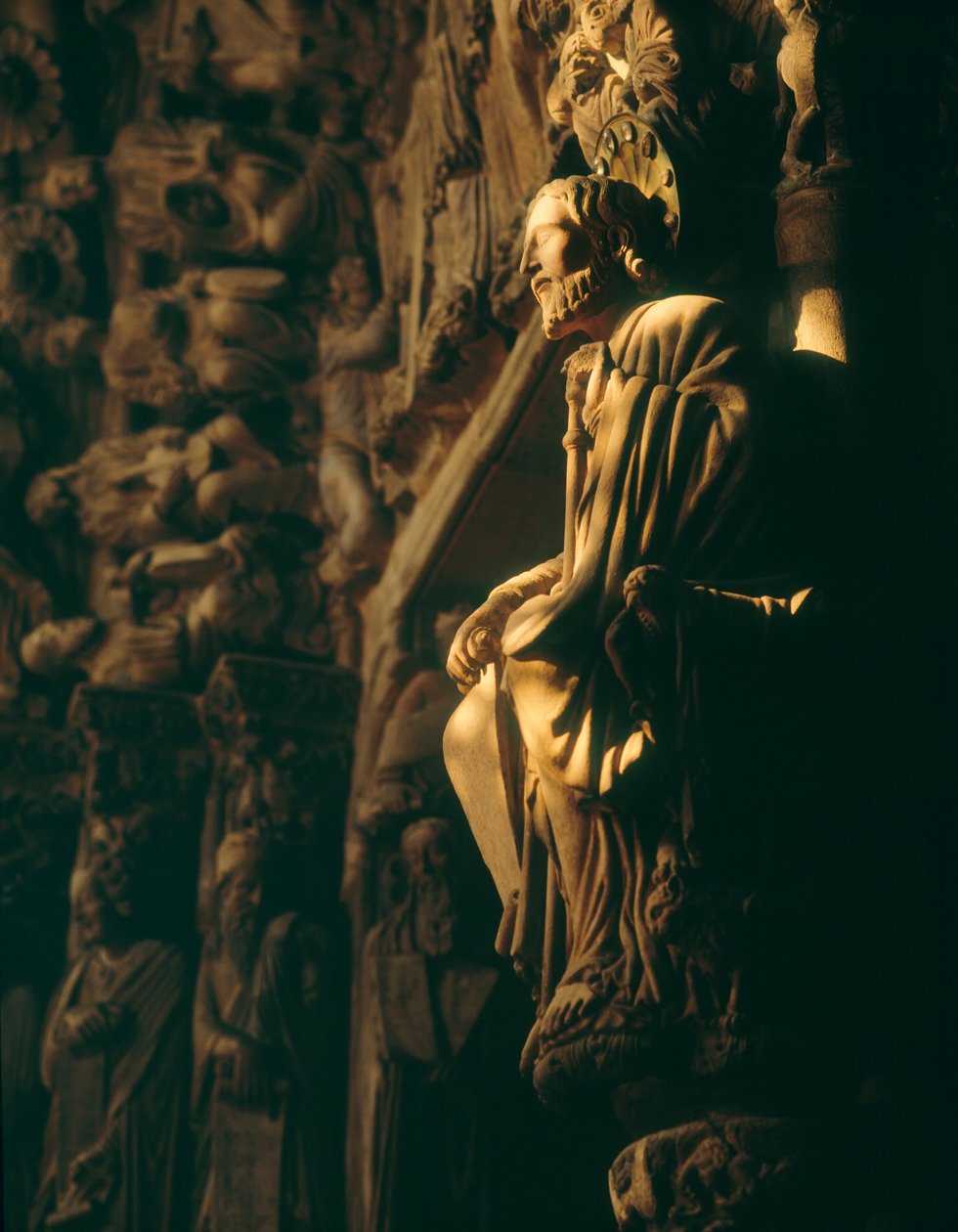 Detalhe do pórtico da Gloria mostrando figura de St. James de Unbekannt Unbekannt