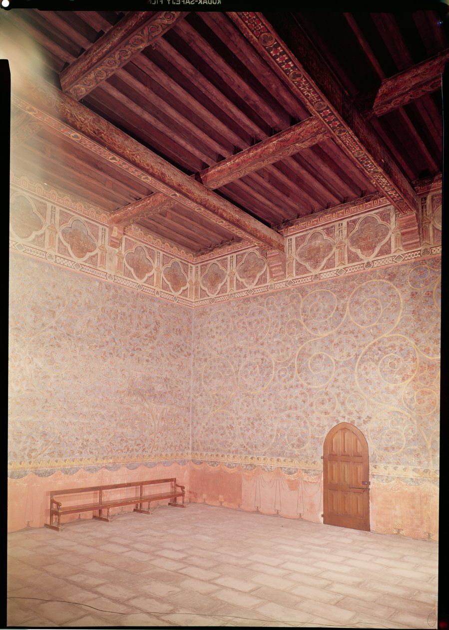 Vista interior do quarto do Papa decorada com azul tempera com um padrão de folhagem, c.1334-62 (foto) (ver também 177822) de Unbekannt Unbekannt