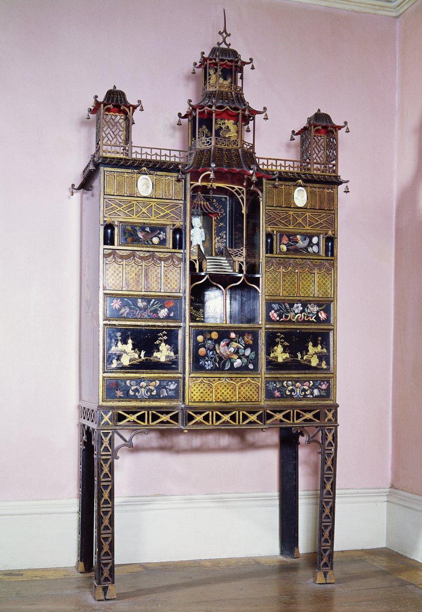 Armário de pagode em estilo de Thomas Chippendale, laca européia, meados do século XVIII de Unbekannt Unbekannt