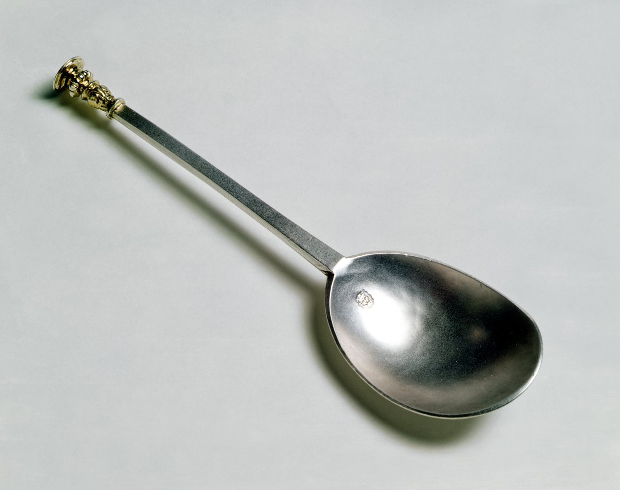 Colher de apóstolo prateado com tampo de selo de ouro, 1668 de Unbekannt Unbekannt
