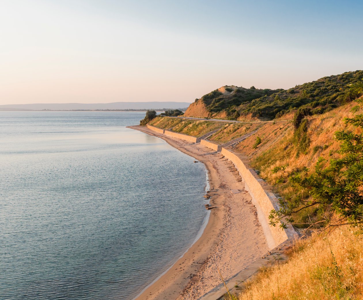 A praia de Anzac Cove, olhando para o norte de Unbekannt Unbekannt