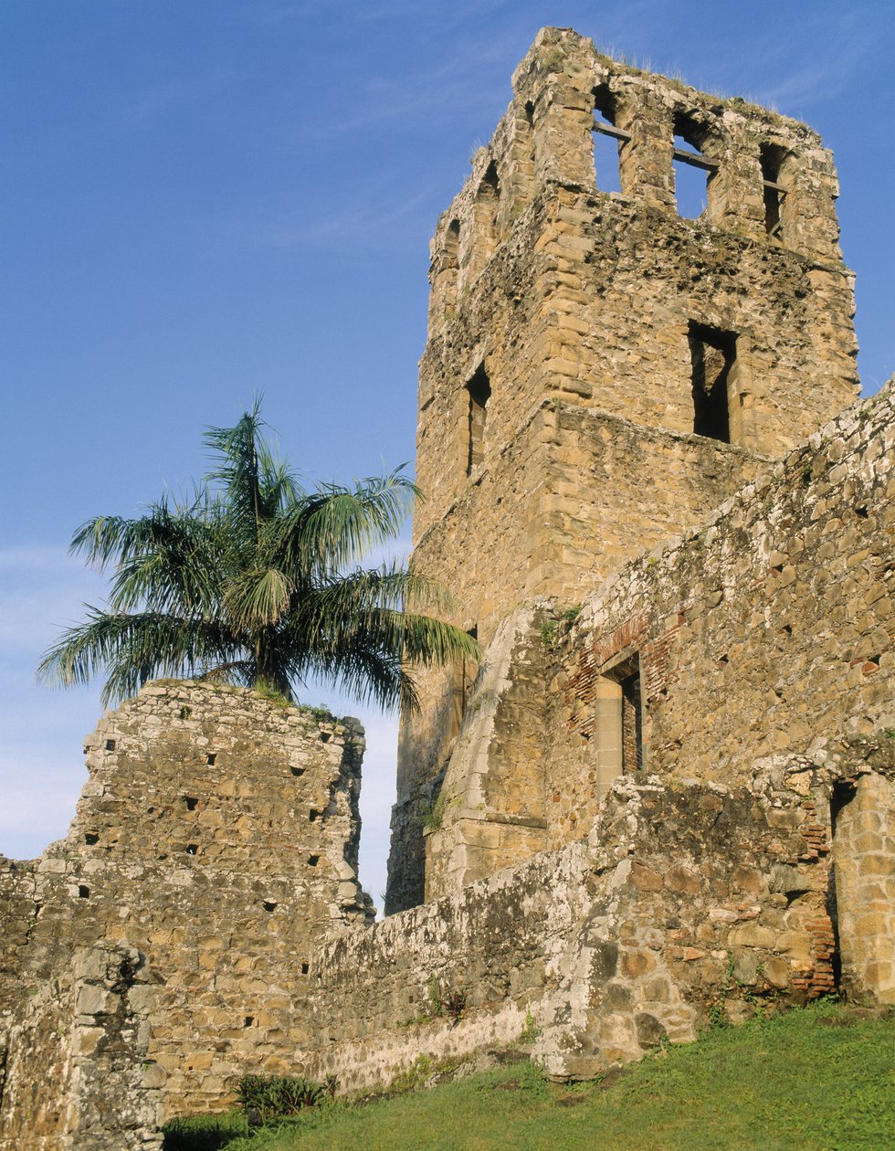 As ruínas da catedral de Unbekannt Unbekannt