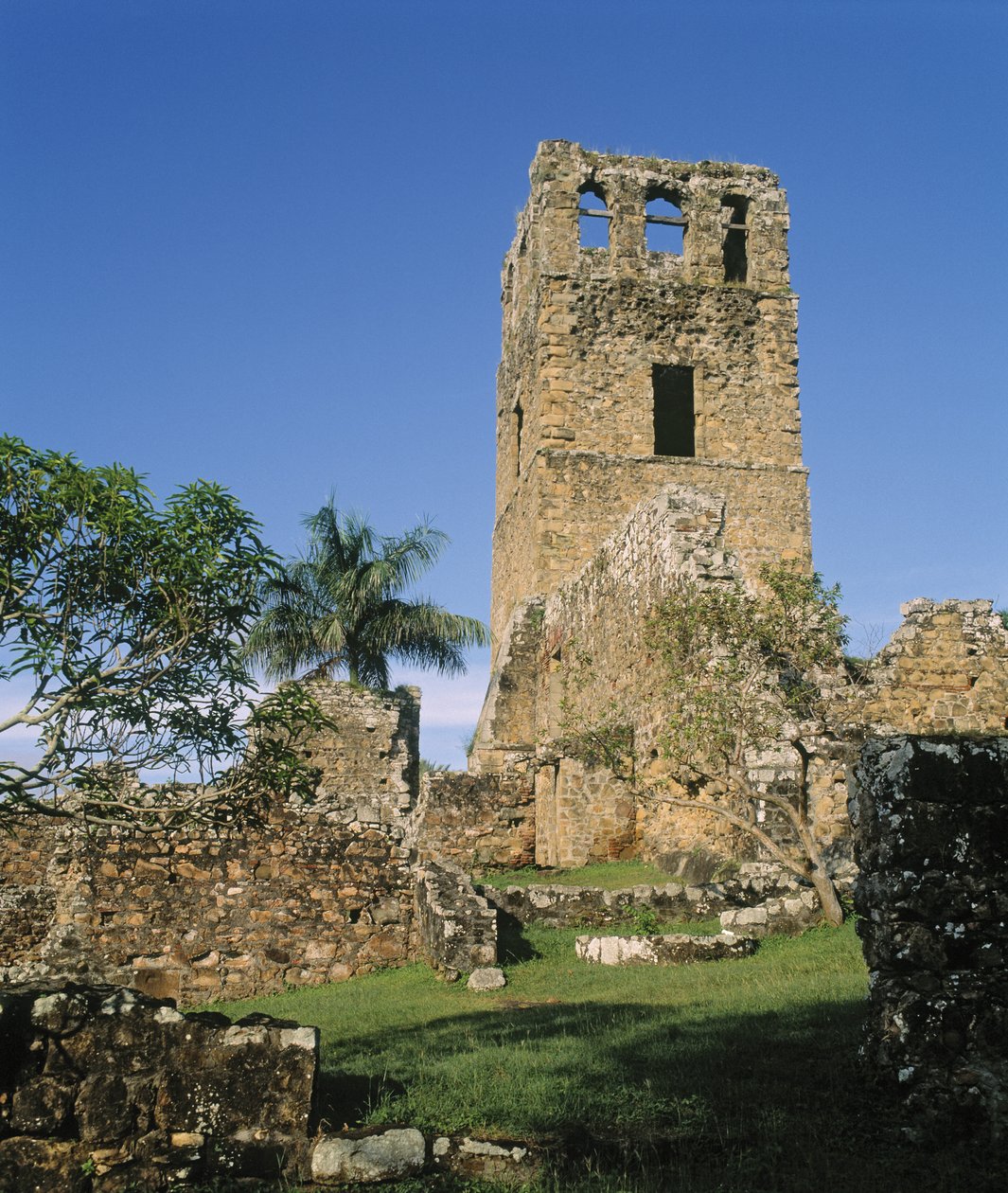 As ruínas da catedral de Unbekannt Unbekannt
