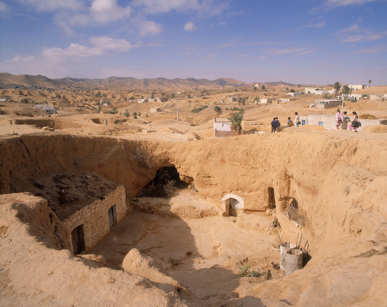 Vista das moradias berberes (ghorfa) de Unbekannt Unbekannt