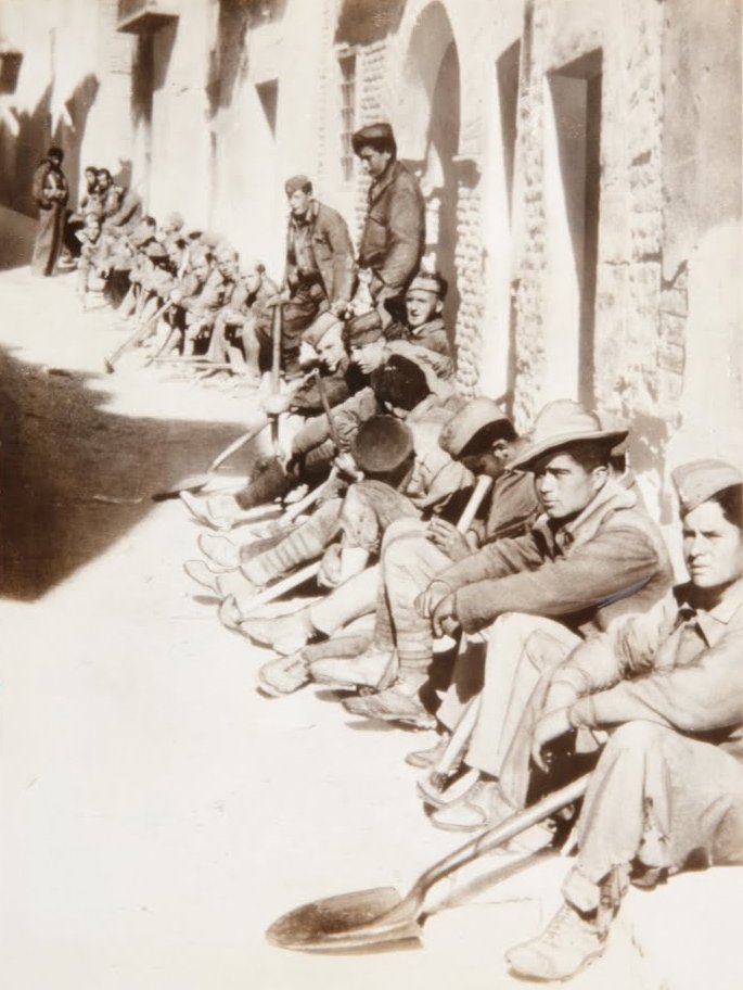 Prisioneiros de guerra apreendidos na frente de Aragão de Unbekannt Unbekannt