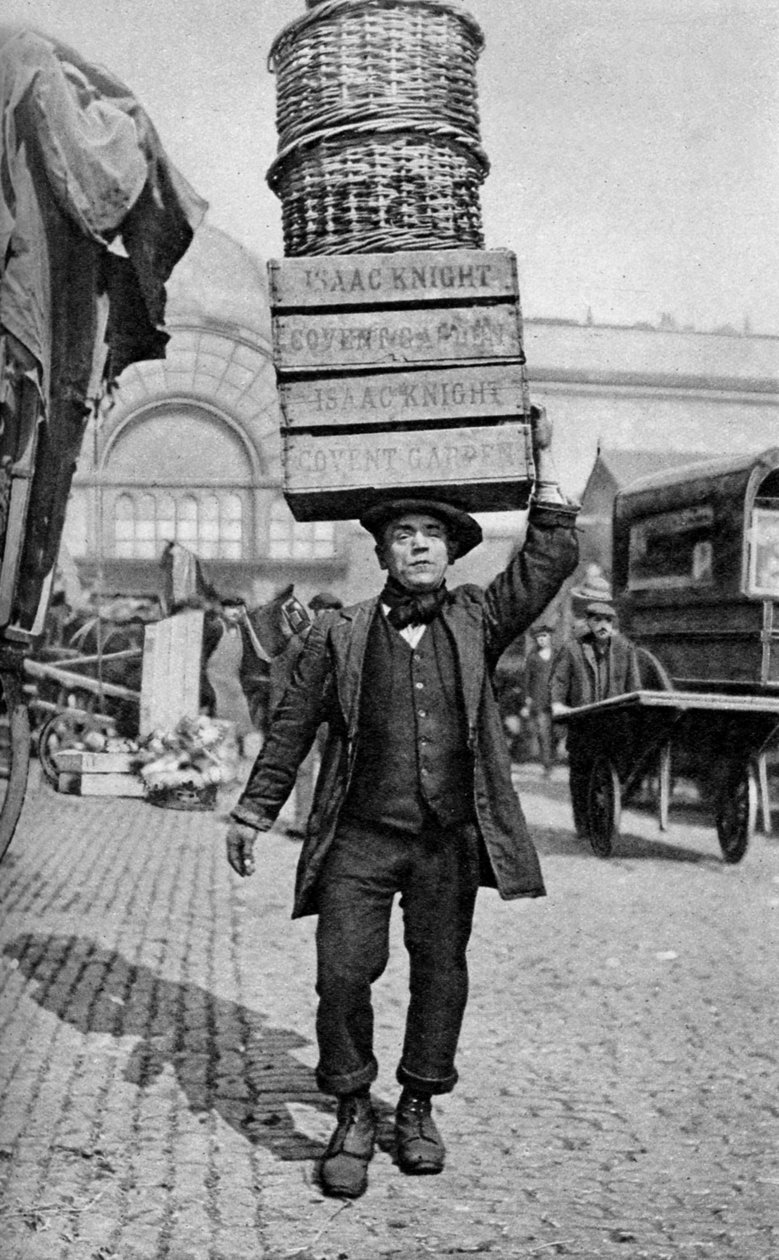 Porteiro do mercado de Covent Garden, Londres, c1922 de Unbekannt