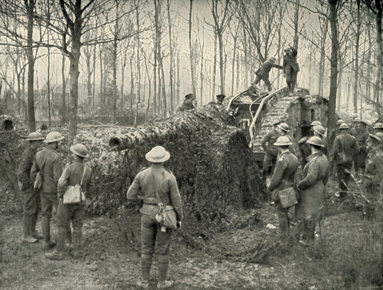 Um navio que trazia sob camuflagem uma arma naval alemã de 5,9, 1919. de Unbekannt
