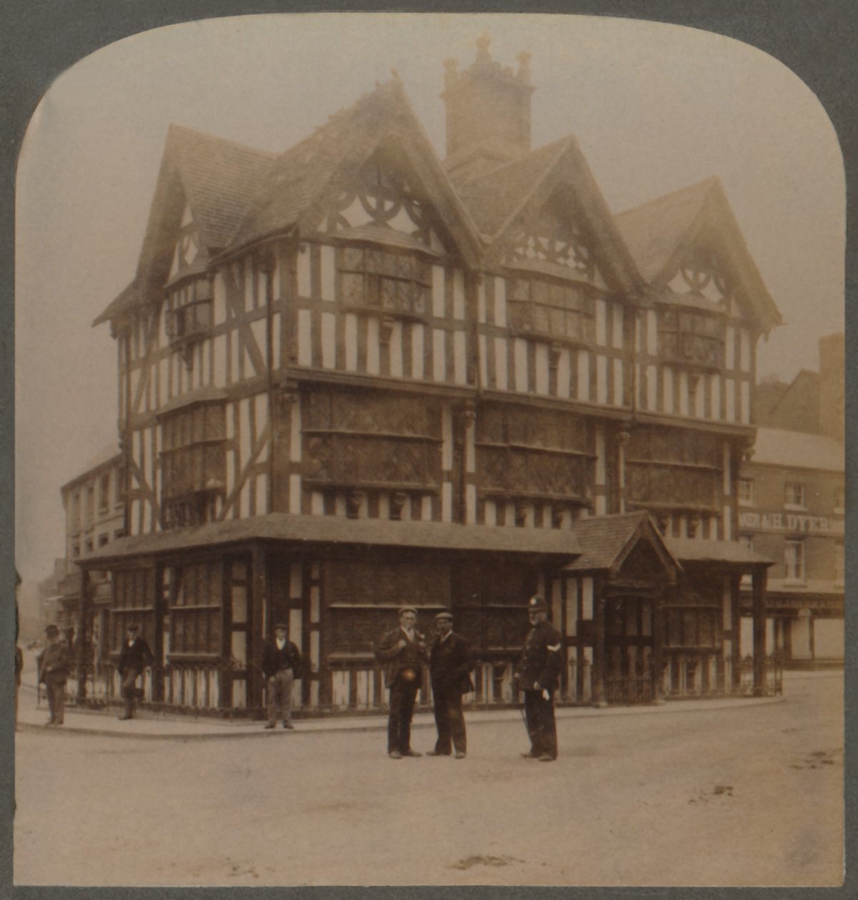 Uma relíquia da época de James I, 1603-25, a Old House, Hereford, Inglaterra, c1910. de Unbekannt