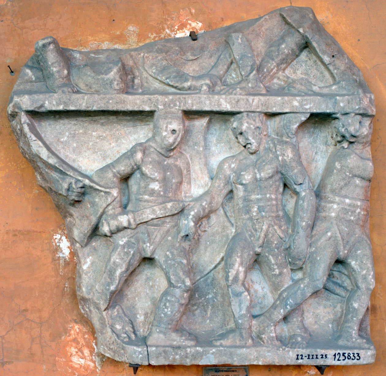 Um baixo-relevo de uma luta entre Secutor e Retiarius, século III, Roma de Unbekannt