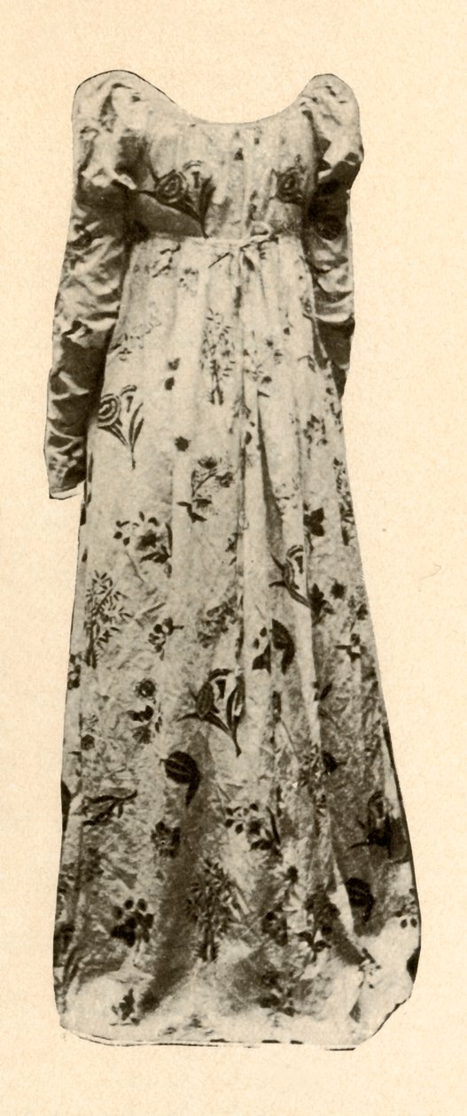 Um vestido de chita de vidro lustrado, usado por Madame Chevalier, c1795, 1937. de Unbekannt