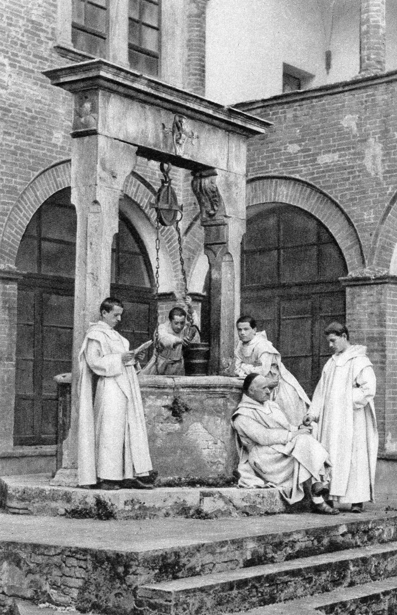 Um grupo de monges no mosteiro de Monte Oliveto Maggiore, Itália, 1922 de Unbekannt