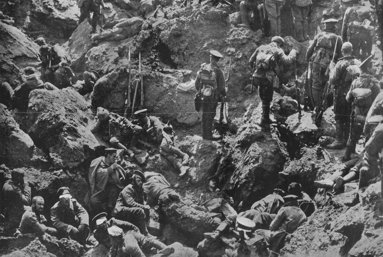 Uma notável fotografia de guerra, extraída e capturada pelos britânicos, 1915 de Unbekannt