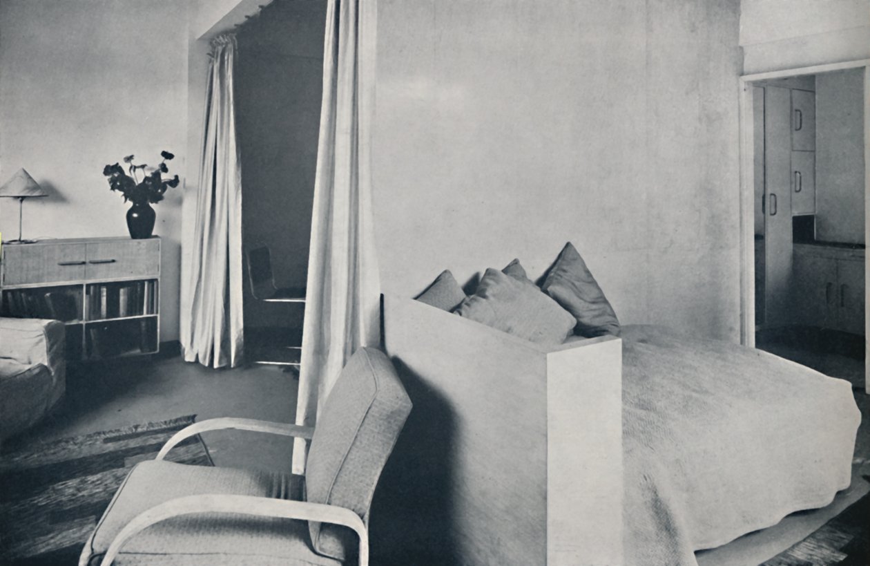 Uma sala de estúdio em um dos apartamentos da Isokon Lawn Road, Hampstead, Londres, 1936 de Unbekannt