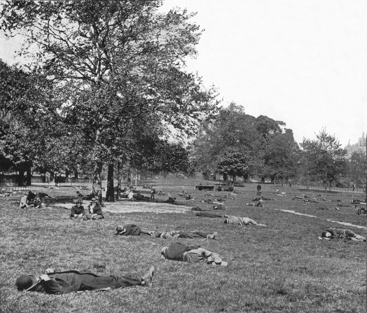 Uma cena da tarde de verão em St Jamess Park, Londres, c1900 1901 de Unbekannt