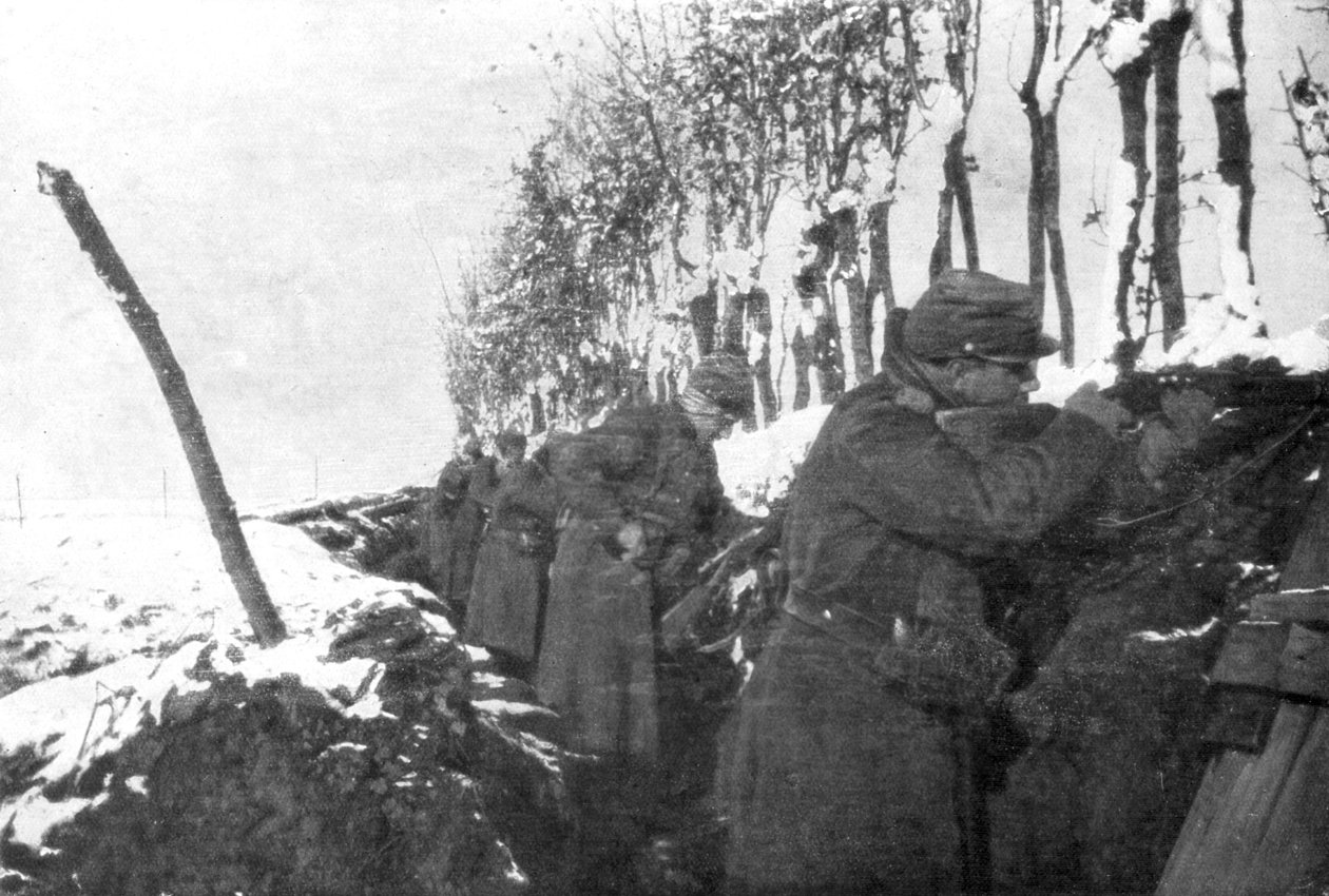 Uma trincheira cheia de infantaria de reserva, Pas-de-Calais, França, inverno de 1915 de Unbekannt