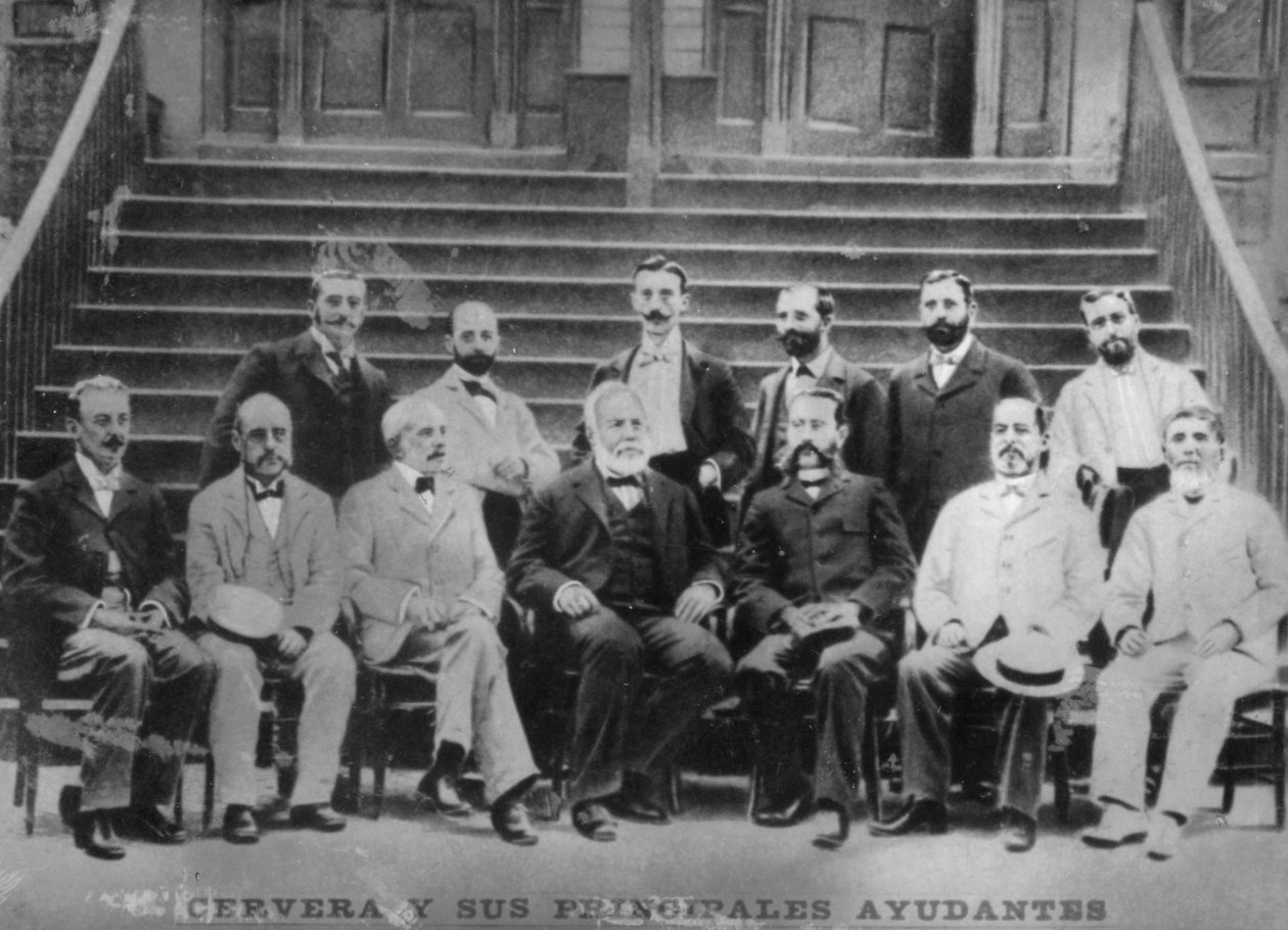 Almirante Cervera e seus oficiais principais, incluindo o capitão Eulate, c1910 de Unbekannt