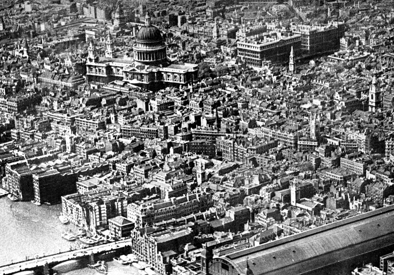 Vista aérea de Londres, mostrando a Catedral de St Pauls, 1926 de Unbekannt