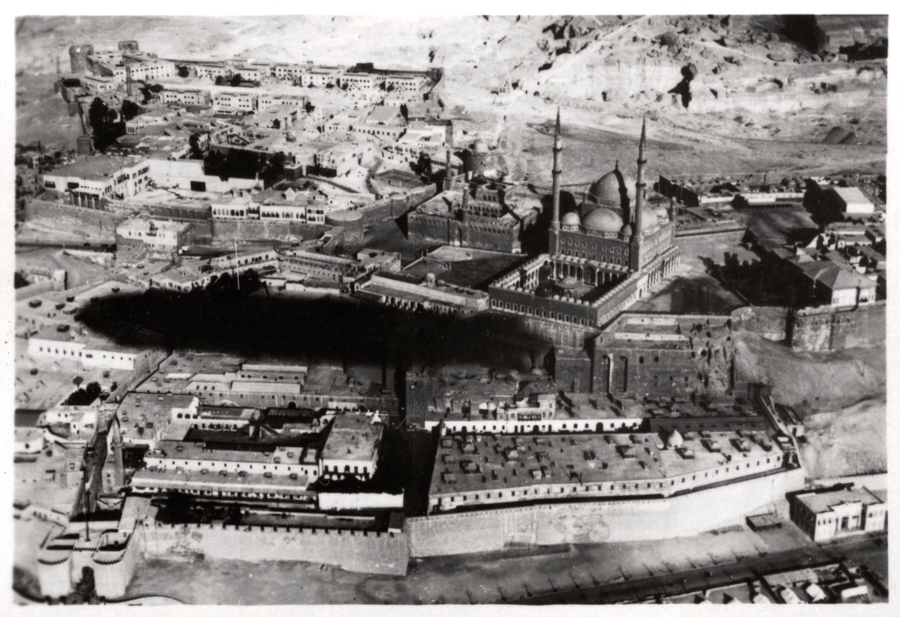 Vista aérea da mesquita de Muhammad Ali Pasha, Cairo, Egito, de um Zeppelin, 1931 1933 de Unbekannt