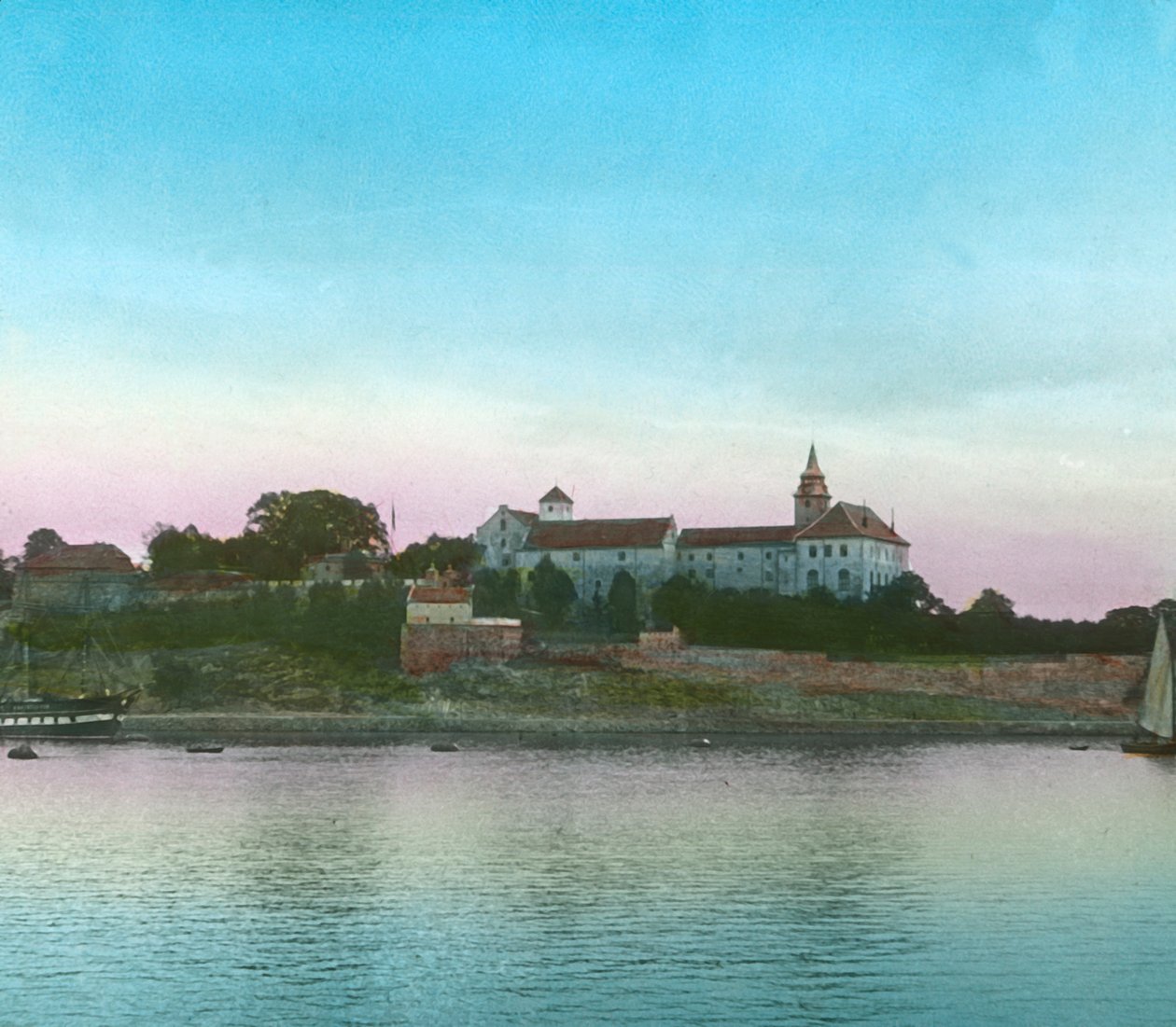 Fortaleza de Akershus, Christiania, Oslo, Noruega, final do século XIX-início do século XX. de Unbekannt