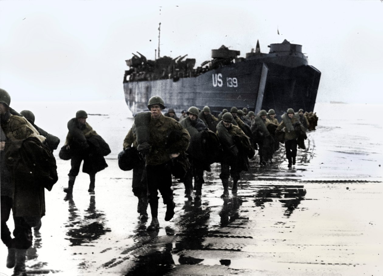 Tropas americanas desembarcam nas areias da Normandia, 1944 de Unbekannt
