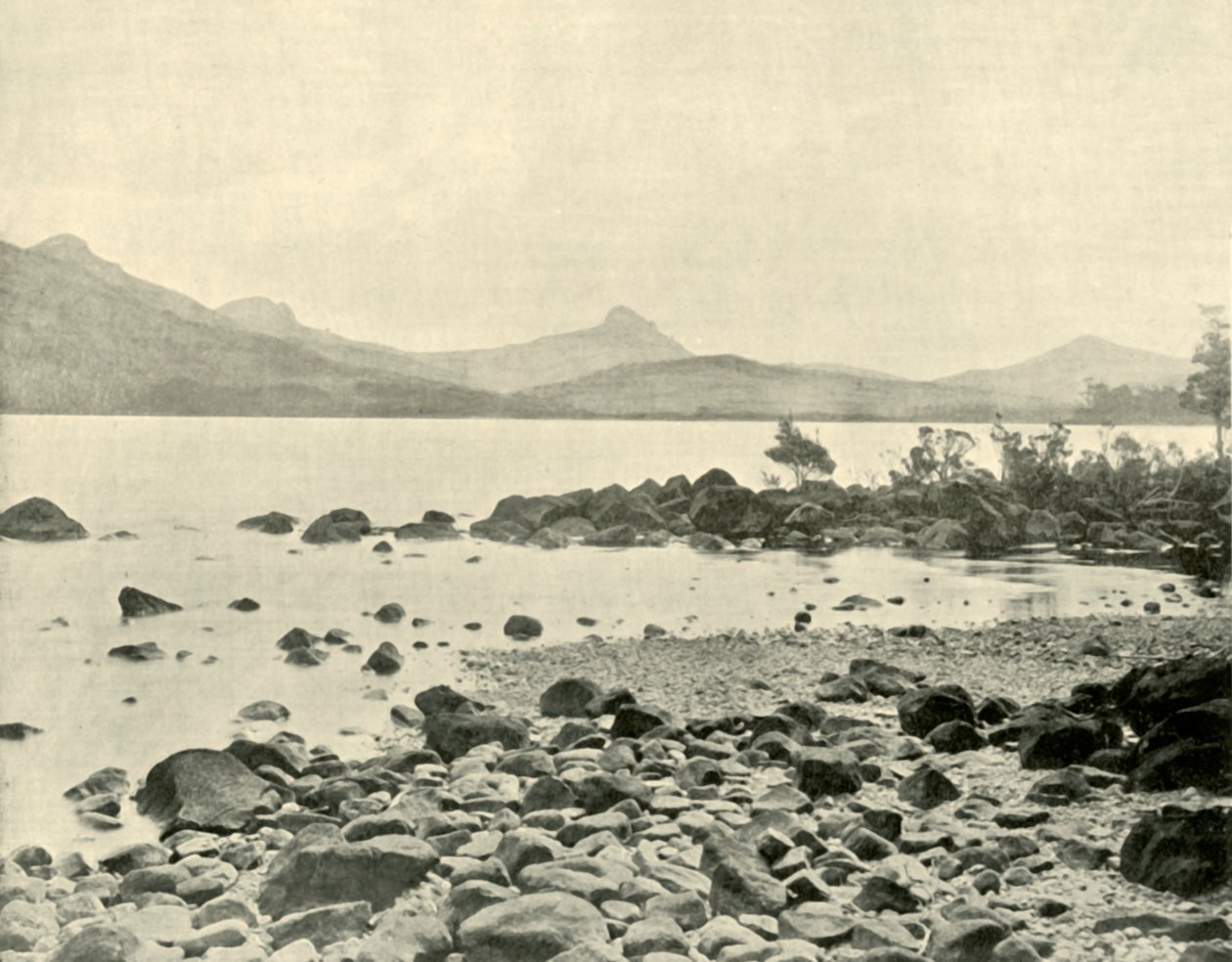 No lago St. Clair, 1901. de Unbekannt