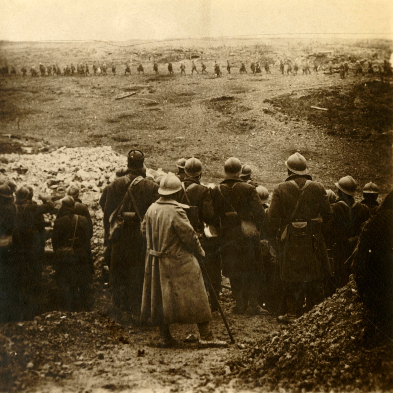 Ataque em Douaumont, norte da França, dezembro de 1916 de Unbekannt