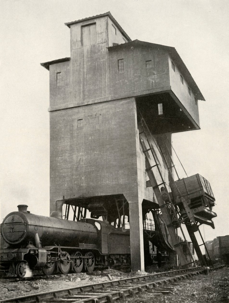 Carvão Automático na Estação Hornsey, Middlesex, 1935. de Unbekannt