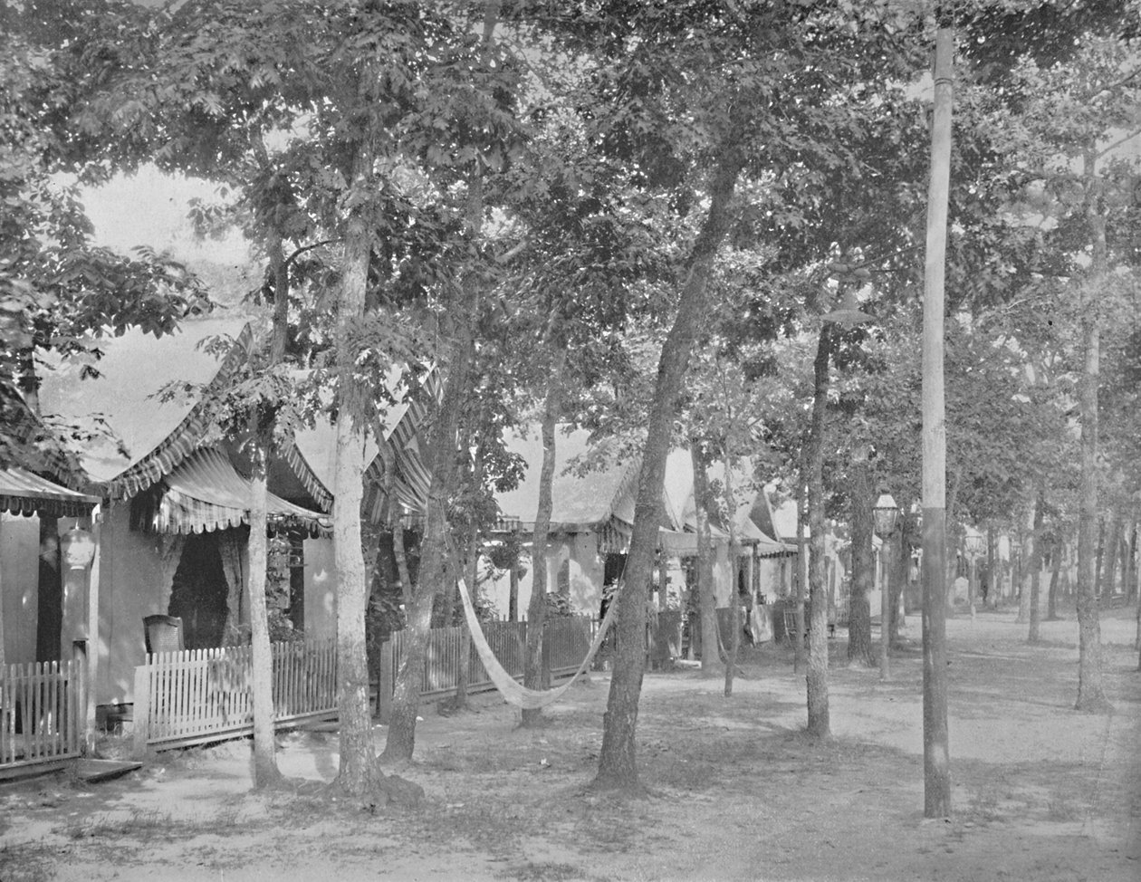Avenue of Tents, Ocean Grove, Nova Jersey, c1897. de Unbekannt
