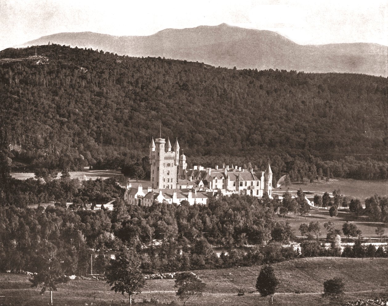 Castelo de Balmoral, Aberdeenshire, Escócia, 1894. de Unbekannt