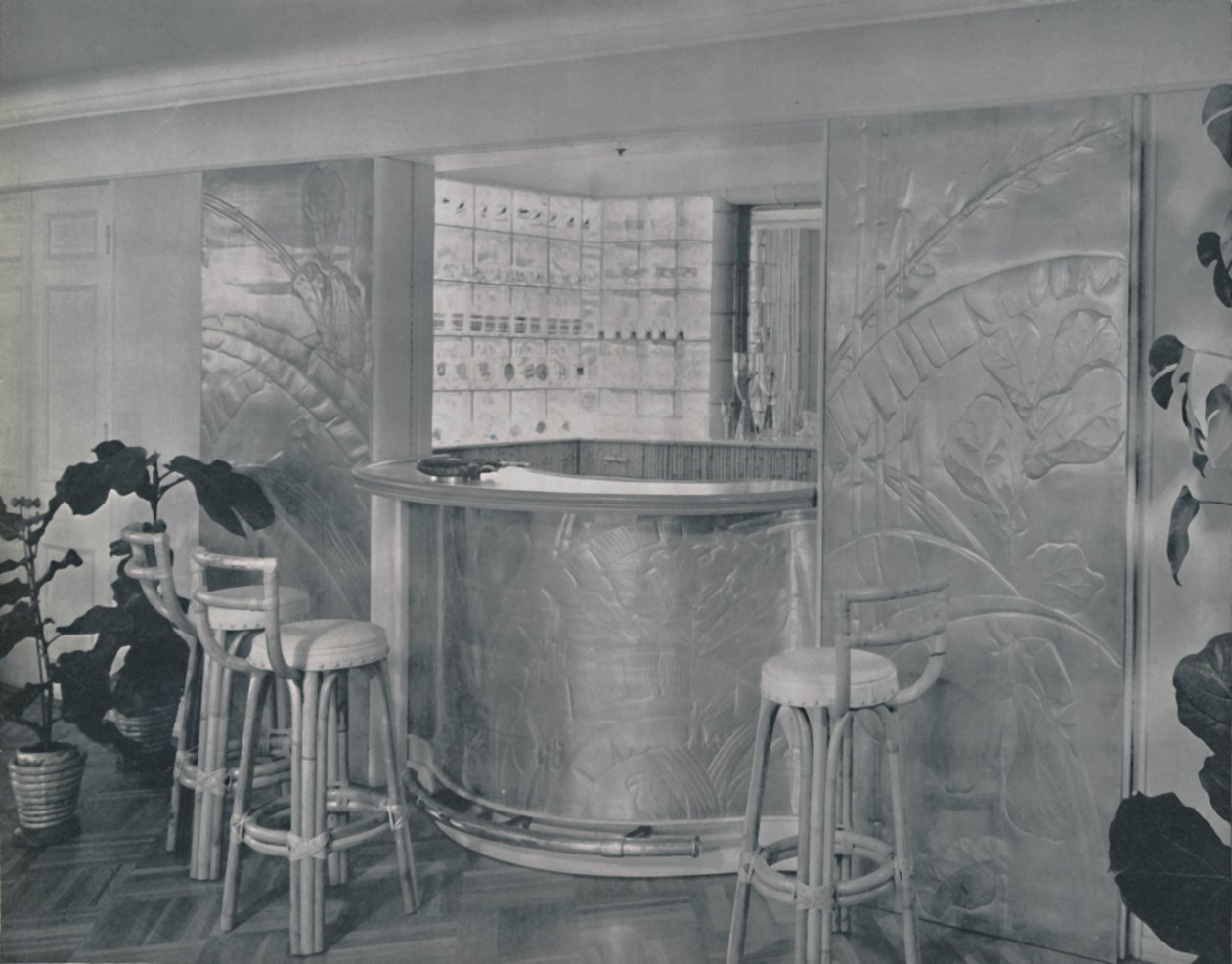 Bar na casa do Sr. e Sra. Miles Gray, 1942. de Unbekannt