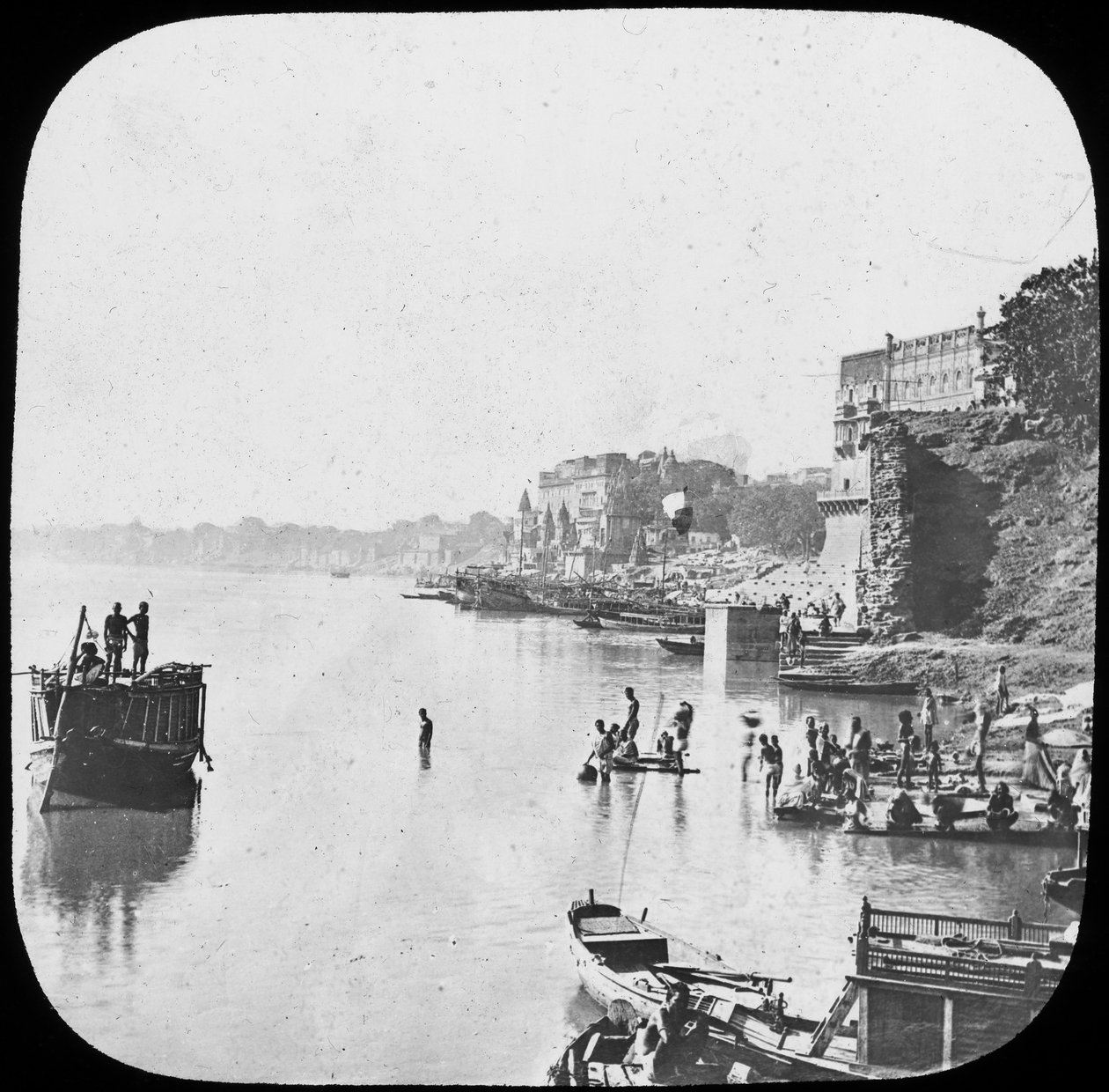 Banho ghat em Benares, Índia, final do século 19 ou início do século 20 de Unbekannt