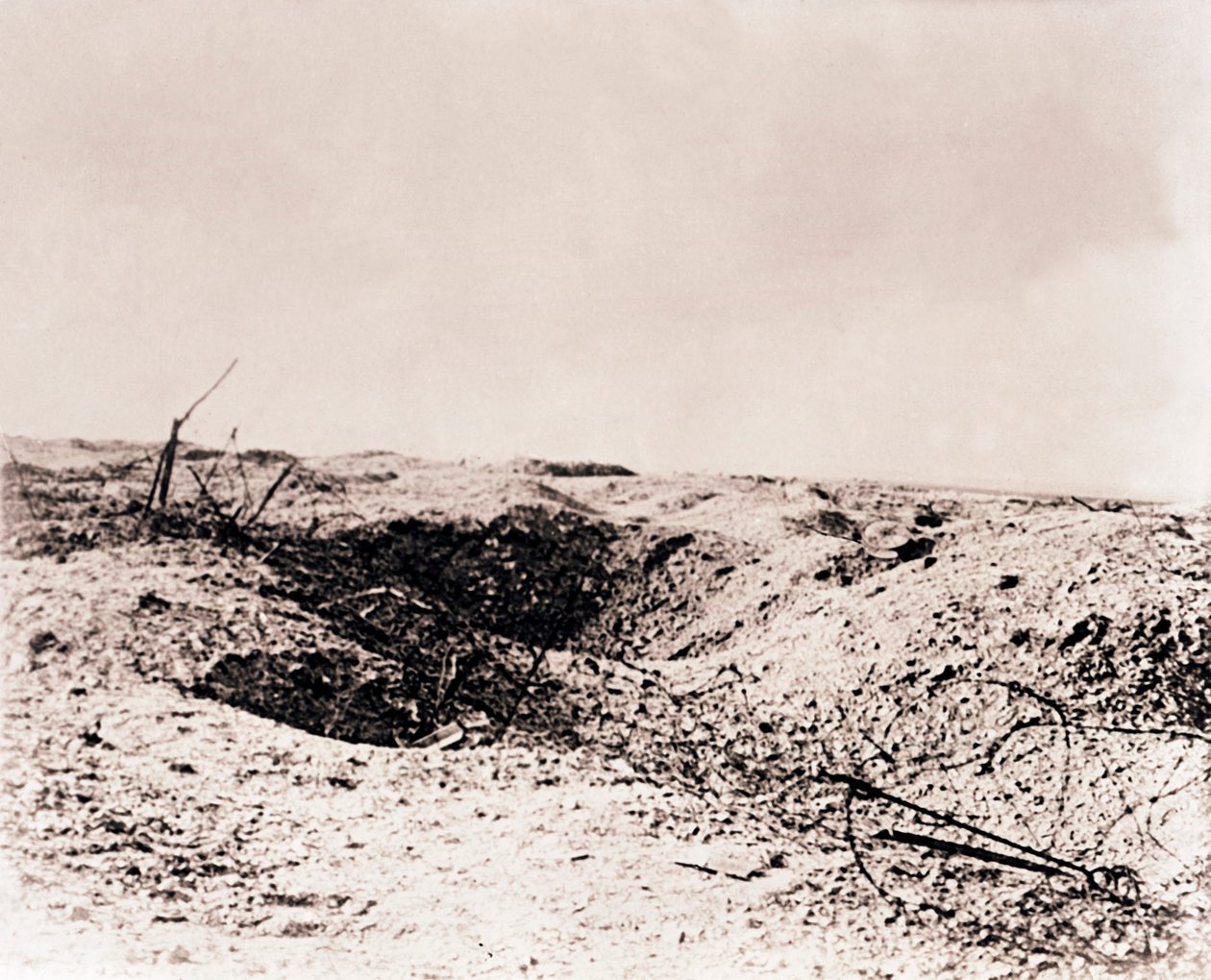 Campo de batalha, Tahure, norte da França, c1914-c1918 de Unbekannt