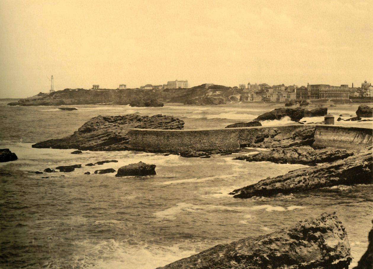 Biarritz - La Digue de la Cafetiere, c1930. de Unbekannt