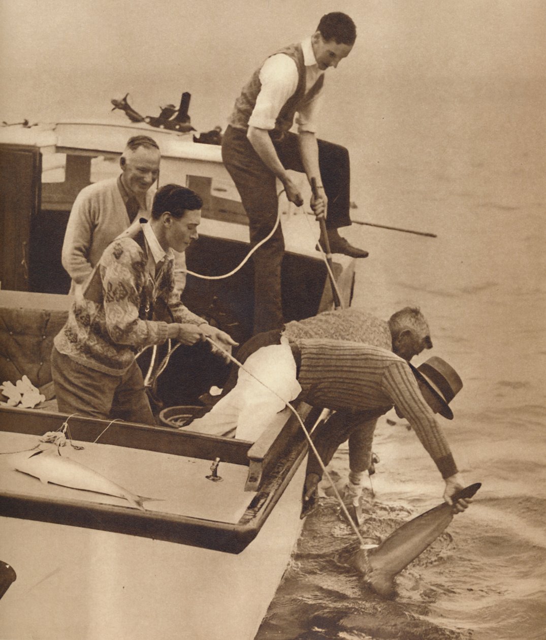 Pesca esportiva, Baía das Ilhas, Nova Zelândia, c1927, 1937 de Unbekannt
