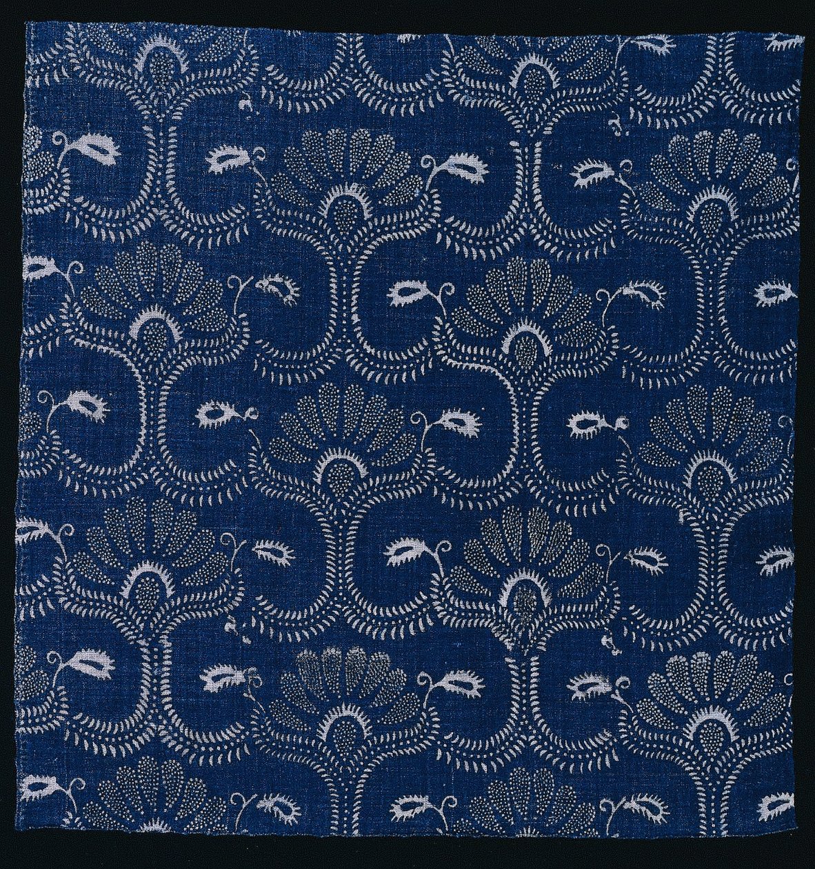 Impressão em Azul Indigo Resist com Design de Folha Estilizado, 1790. de Unbekannt