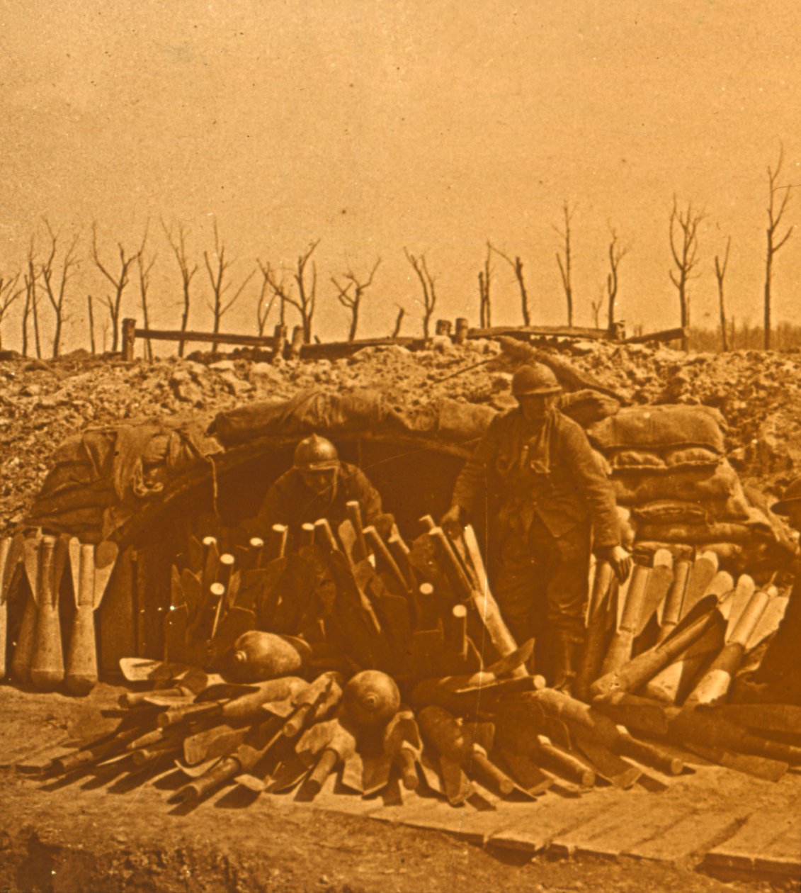 Loja de bombas, c1914-c1918 de Unbekannt