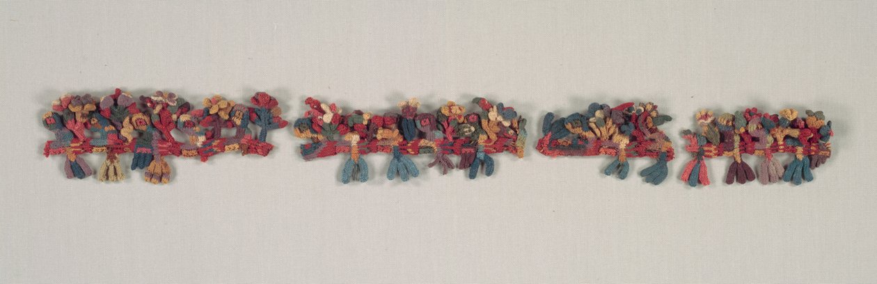 Fragmento de fronteira com pássaros e flores, 100 aC-700. de Unbekannt
