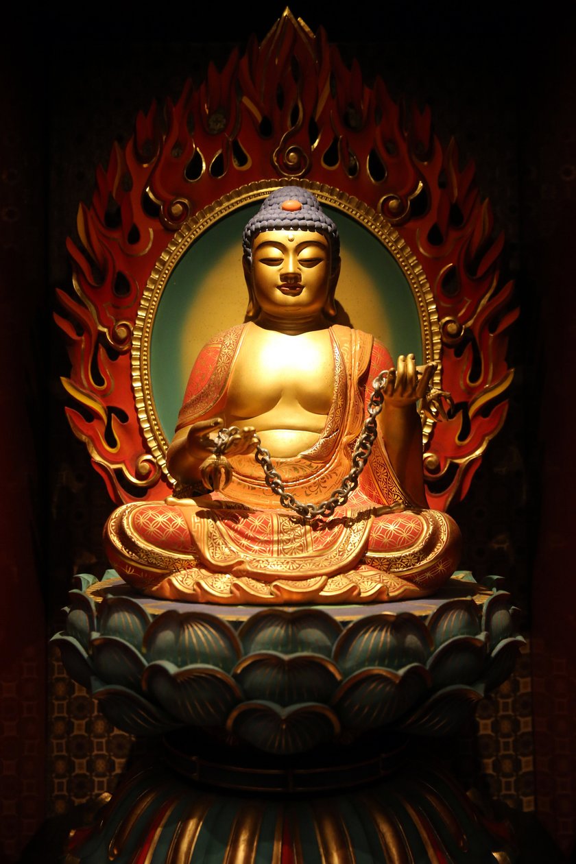 Templo de Relíquias do Buda Dente em Chinatown. Estátua de Buda, 20160818, Singapura, Singapura de Unbekannt
