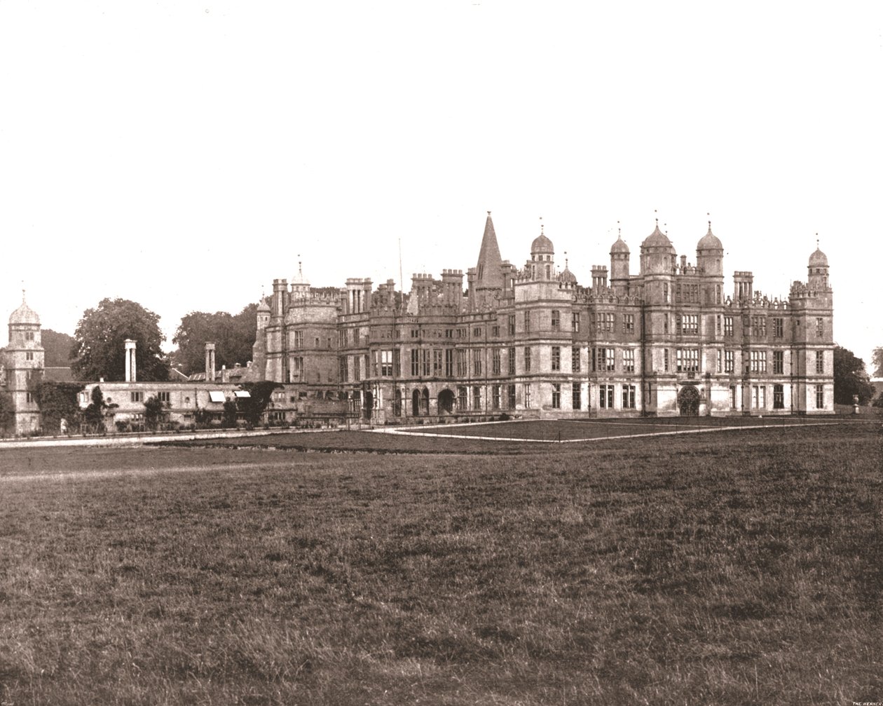 Burghley House, Lincolnshire, 1894. de Unbekannt