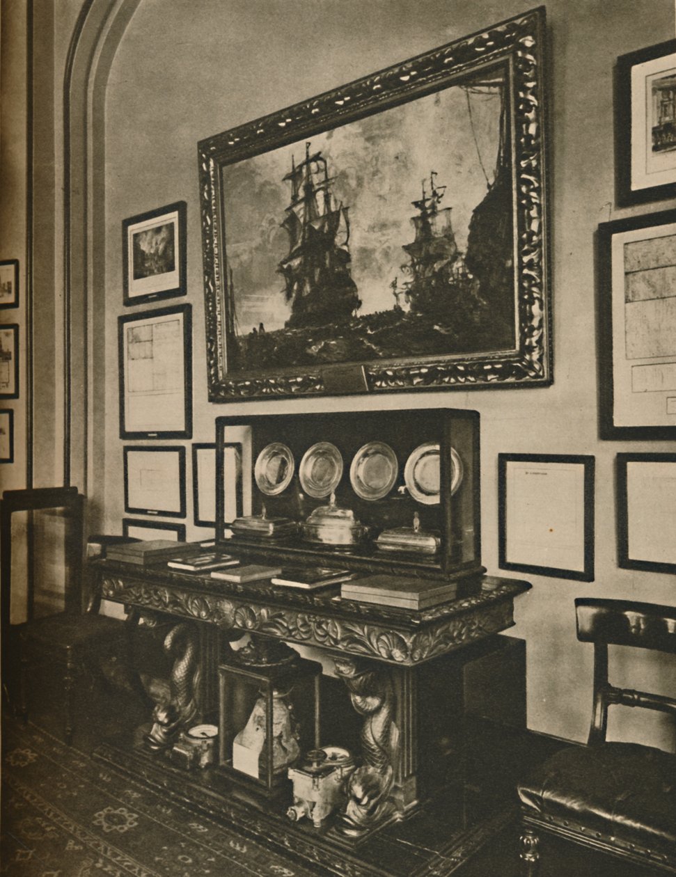 Gabinete de Relíquias de Nelson na Sala do Comitê Lloyds, c1935. de Unbekannt