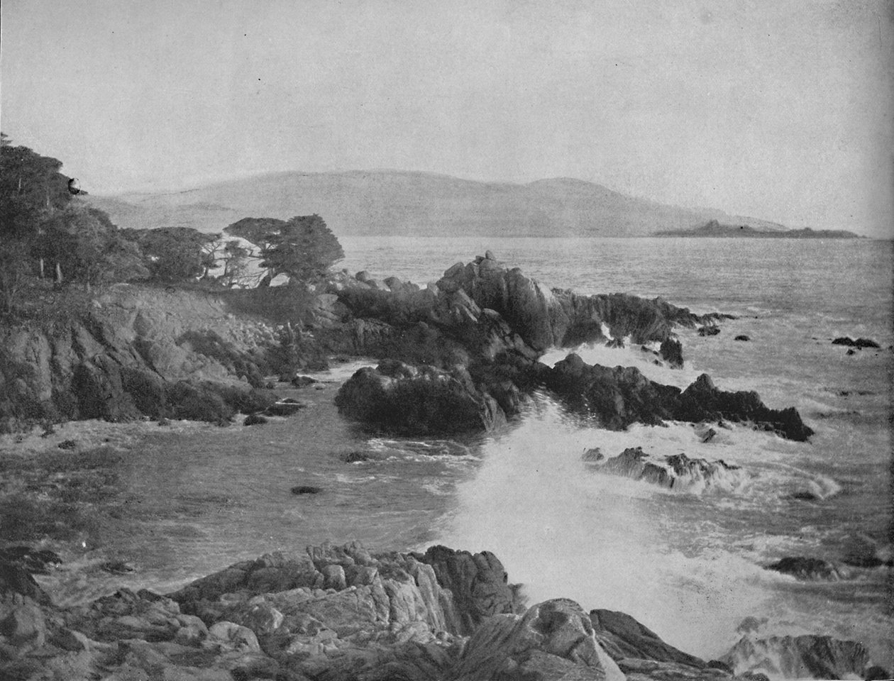 Carmel Bay, Califórnia, c1897. de Unbekannt