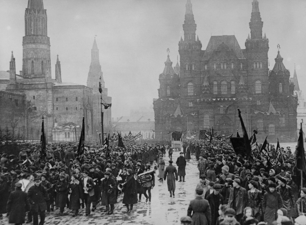 Celebrações por ocasião do 8º aniversário da Revolução de Outubro, em Moscovo, 1925. de Unbekannt